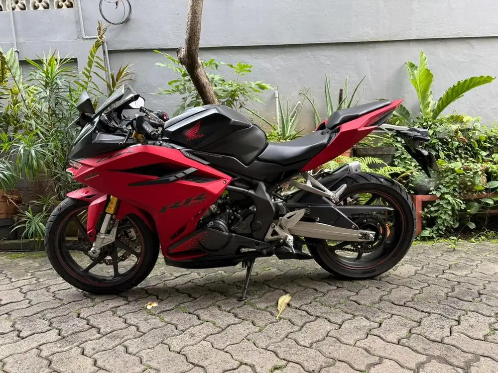 Honda CBR 250 RR ABS SP QS 2021 – Mulus Terawat (NEGO)