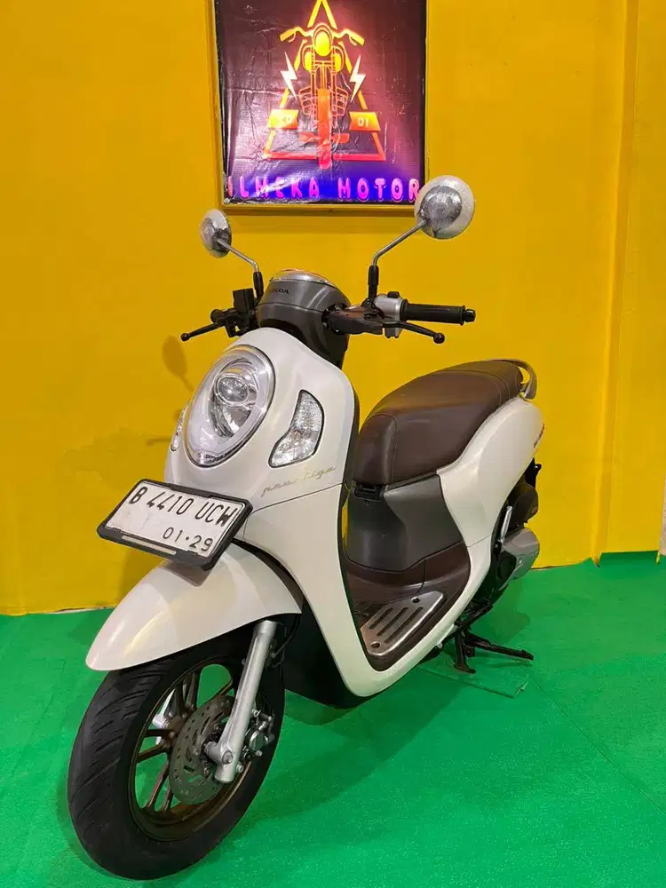 HONDA NEW SCOOPY PRESTIGE TAHUN 2024 CASH & CREDIT