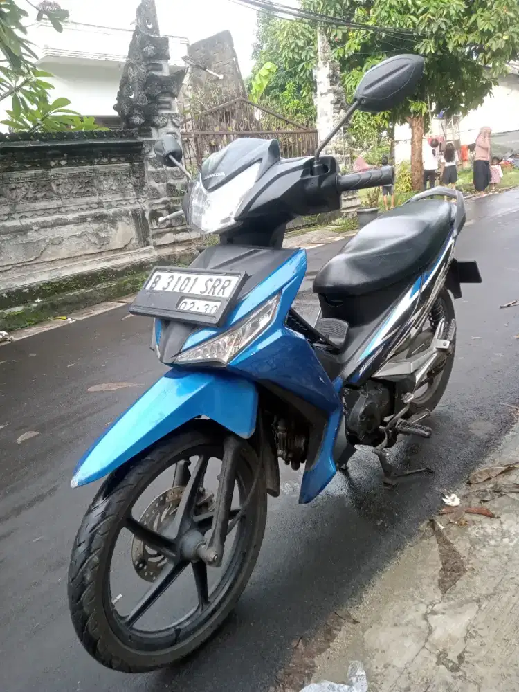 Dijual Honda Supra x 125 thn 2016 pjk hidup