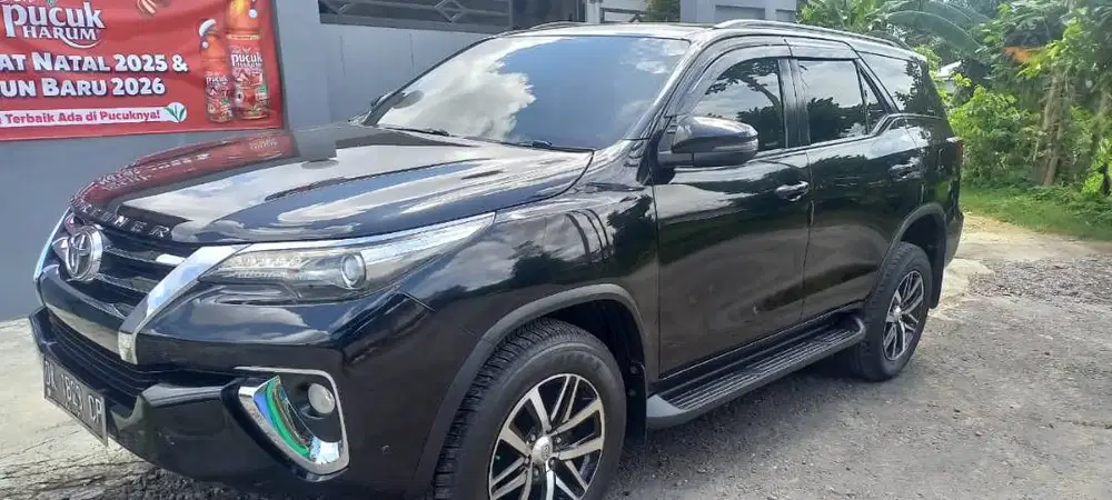 (BU) Fortuner VRZ Diesel Matic - Asli Bali, Hitam Gagah, Ban Baru