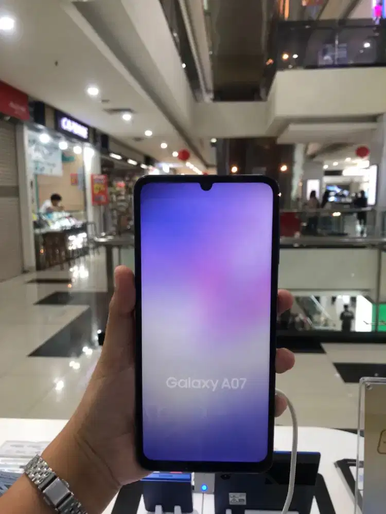 GALAXY A07 4+4/64GB+FREEADAPTOR+FREEANTIGORES+GARANSIRESMI 1TAHUN