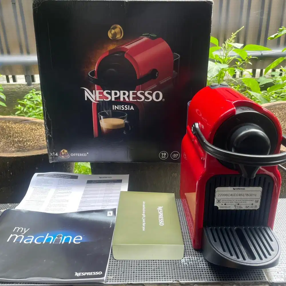 Nespresso INISSIA M105 Cofee Machine