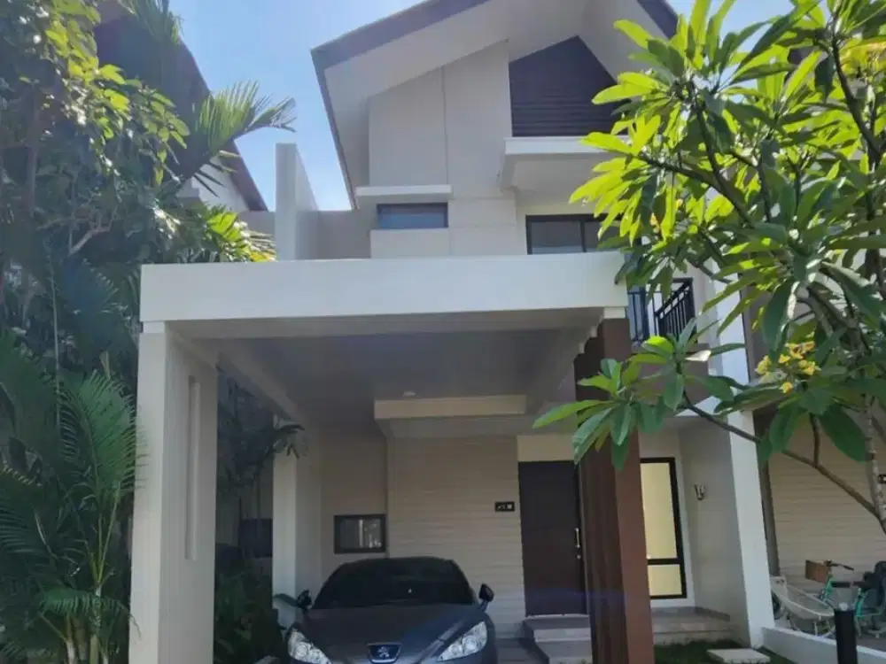 Dijual rumah 2 lantai di Podomoro golf view, Cimanggis.