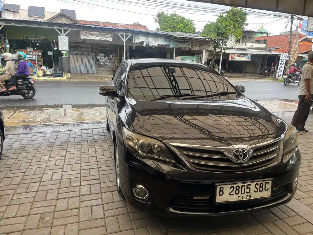 Toyota Corolla Altis 2010 Bensin