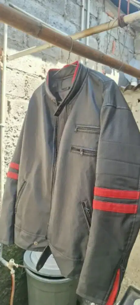 JAKET KULIT ASLI Bekas