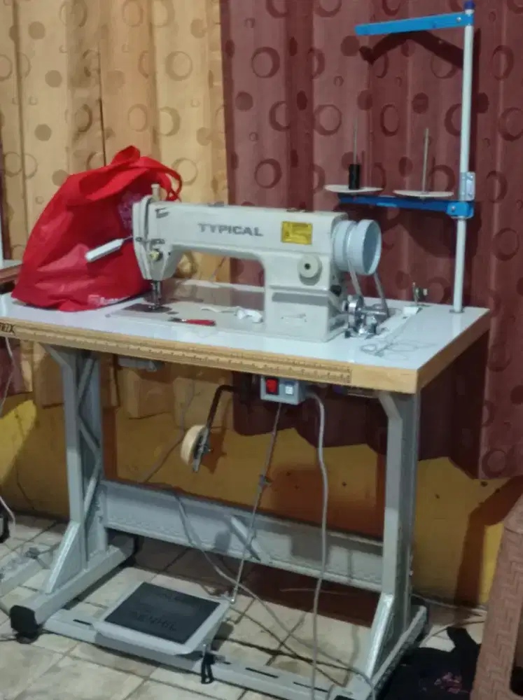 Mesin jahit typical GC 6-28 servo