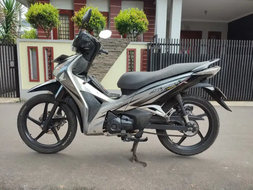 HONDA SUPRA HELM-IN TAHUN 2012