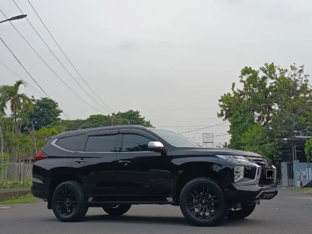 [Power Back Door + Camera 360] Mitsubishi Pajero Dakar 2021 Automatic