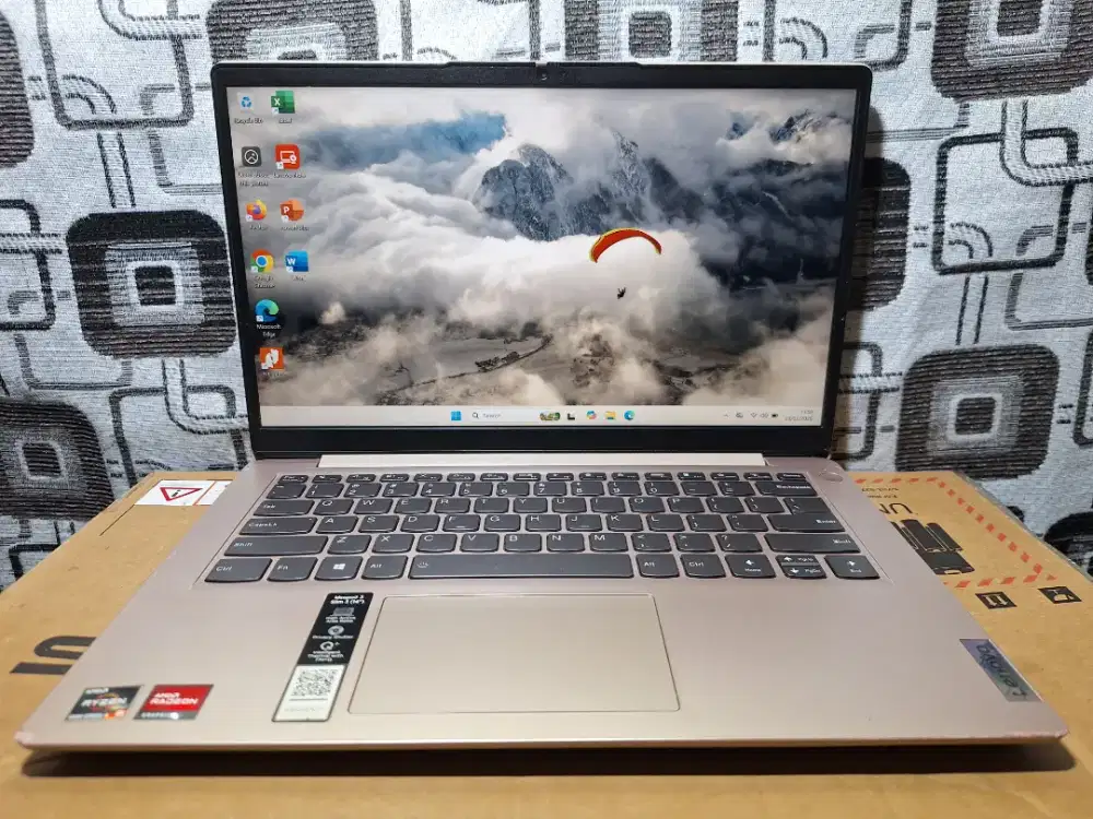 Laptop Lenovo ideapad slim 3 Ryzen 5 ram 8 ssd 512 backlit key FHD