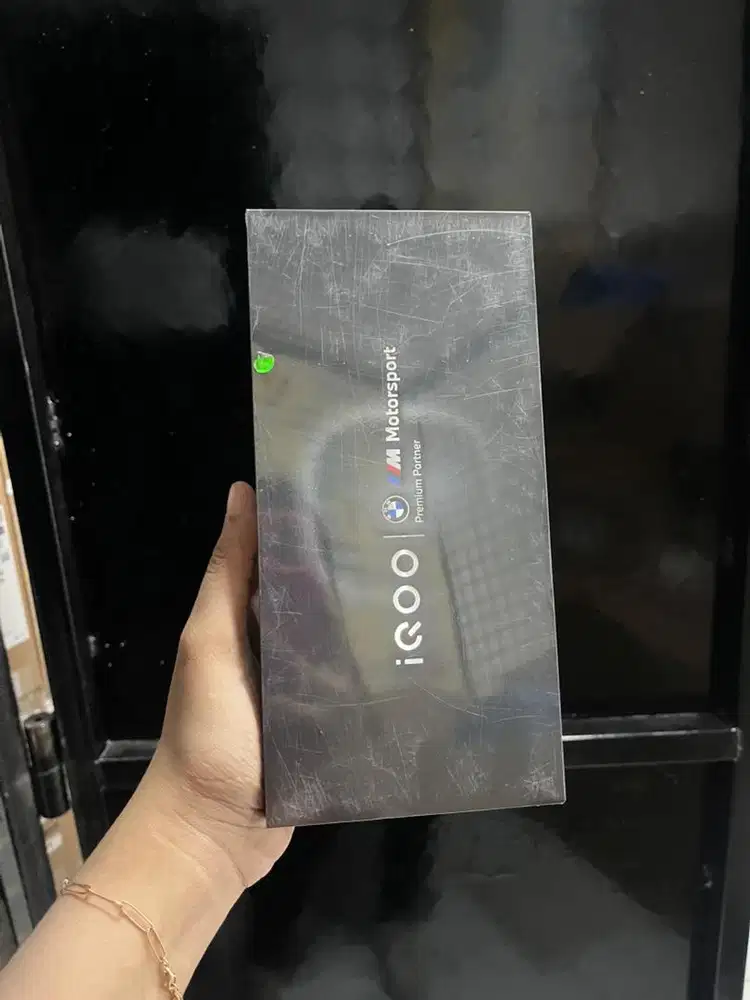 IQOO 13 16/512 GB CICILAN OR TUKAR TAMBAH BISA