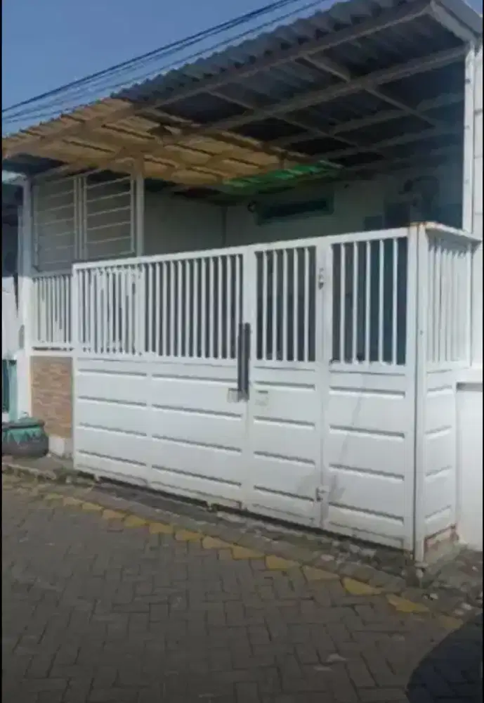 Hunian Butuh cepat laku di Perum Gununganyar, dekat sekolah pelayaran