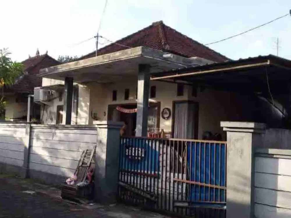di jual rumah lantai 1 luas tanah 100 m² di jl Patih Nambi A Yani Utara Denpasar