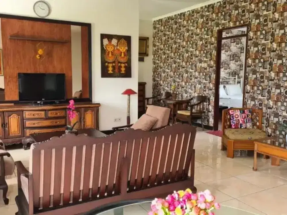 Dijual Rumah Lux ada Kolam Renang komplek Kotabaru parahyangan Tatar Ratnasasih