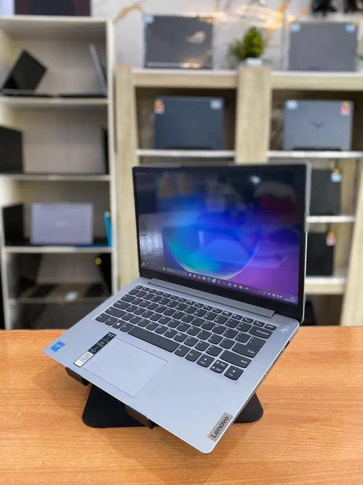 LENOVO IDEAPAD SLIM 1 N4020 RAM 8GB SSD 512GB MULUS SEPERTI BARU-GRNSI