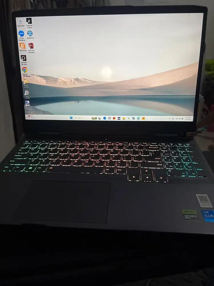 Laptop Lenovo LOQ 15IRH8