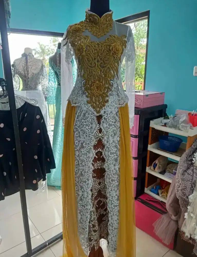 Di jual Preloved kebaya pengantin