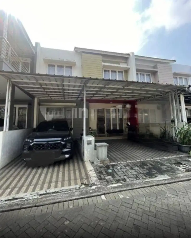 Rumah 2 Lantai Fortune Breeze Graha Raya