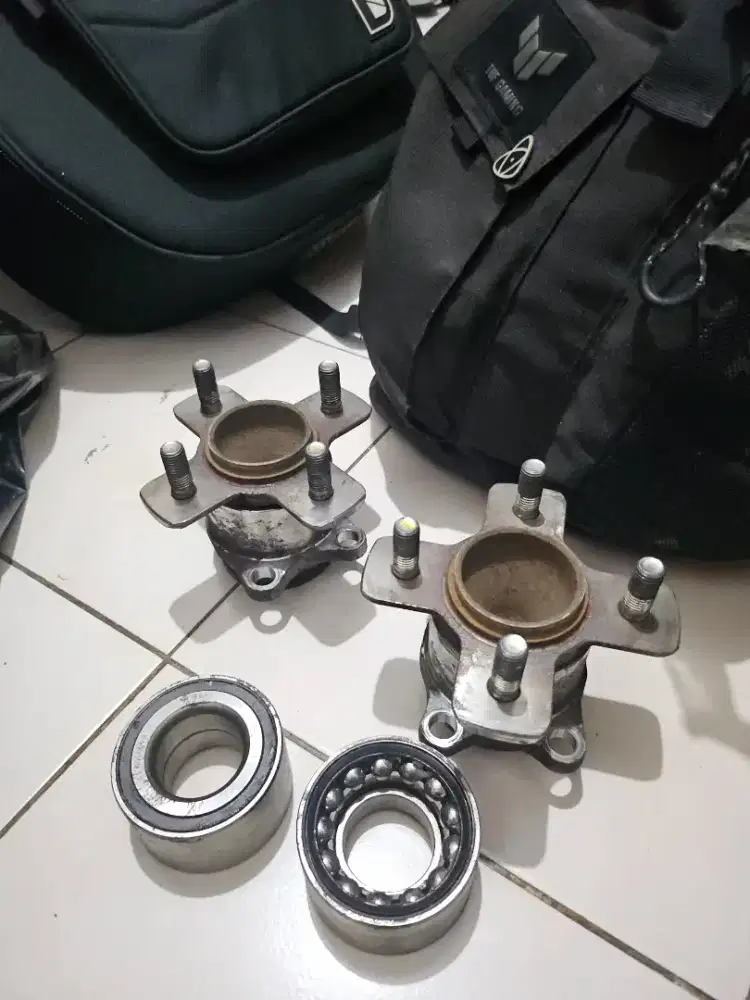 Bearing roda depan dan belakang Honda Jazz Original copotan