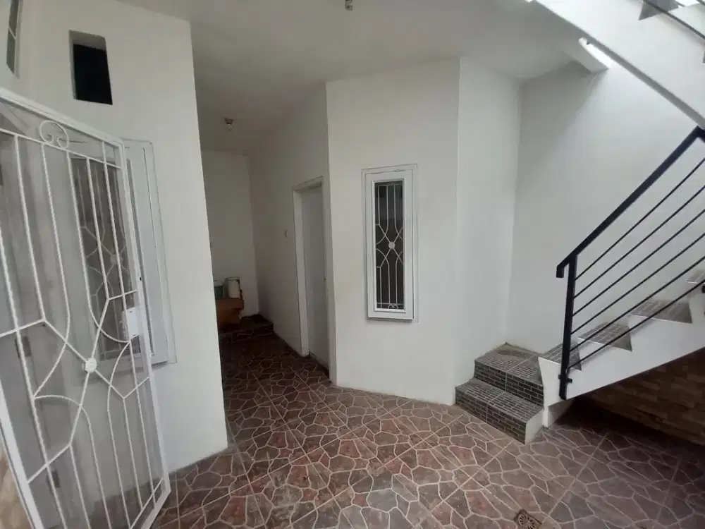 Termurah! Rumah Siap Huni di Taman Kopo Indah 3