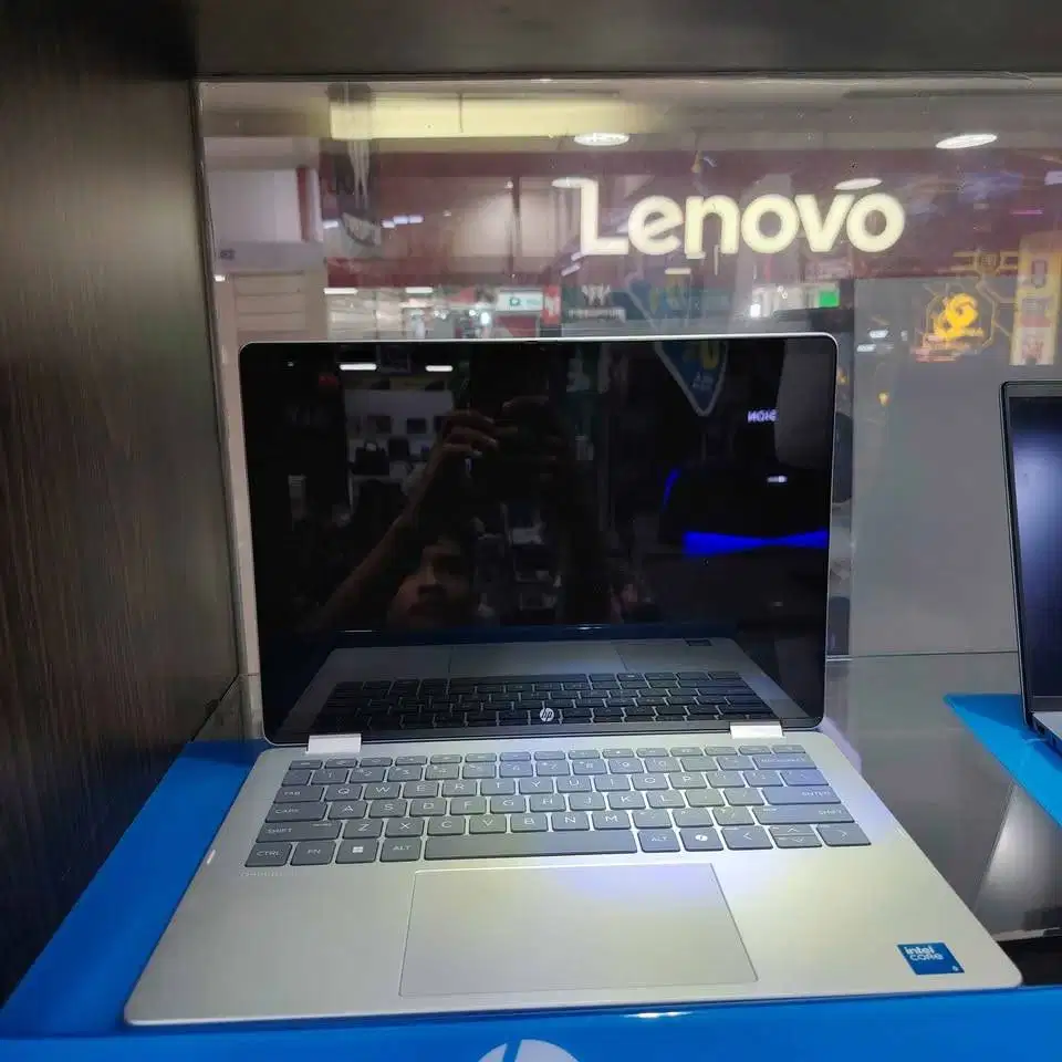 HP OmniBook 5 14 inch Flip 2-in-1 Laptop 14-fp0558TU