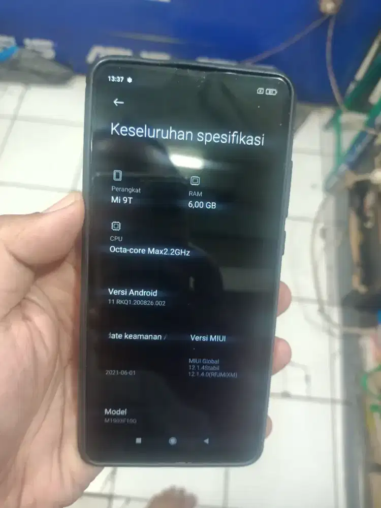 Hp xiomi mi 9t 6/64 batang
