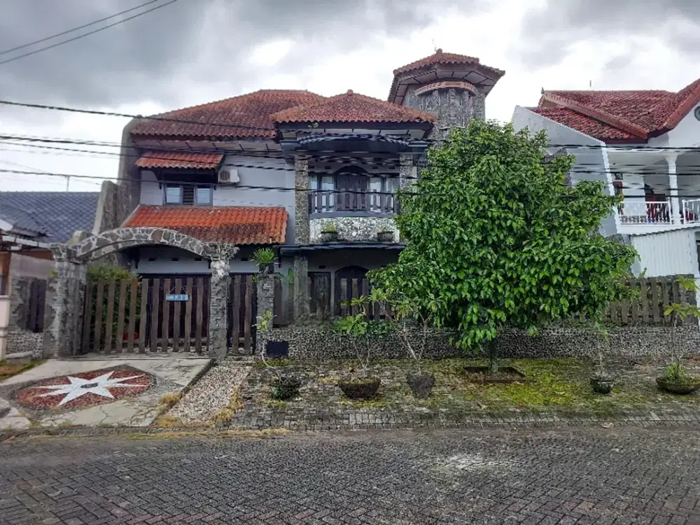 rumah dijual luas 424 perumahan araya malang