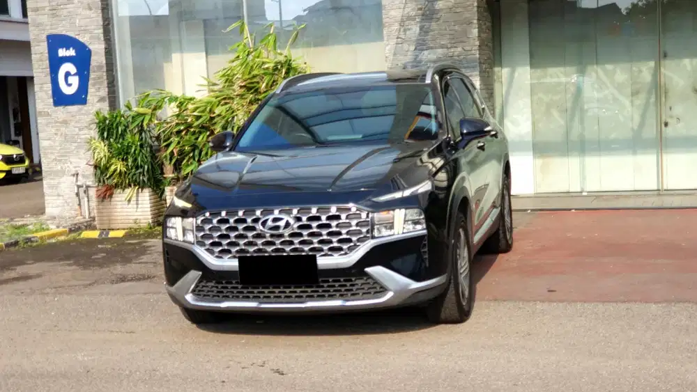 Hyundai santafe santa fe prime 2023 hitam