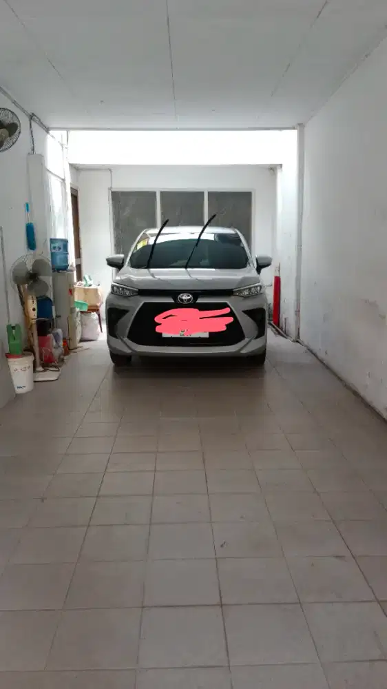 Di jual mobil avanza