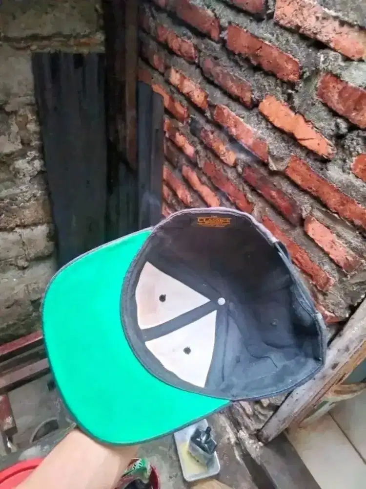 topi yupoong vintage original polos