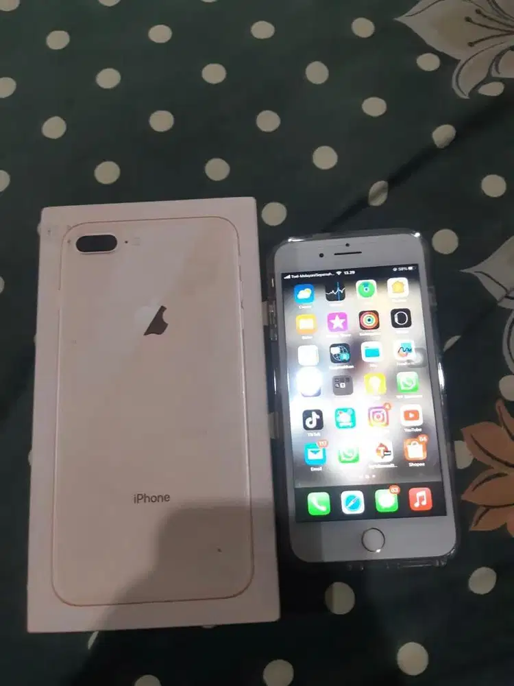 Iphone 8 plus 64gb