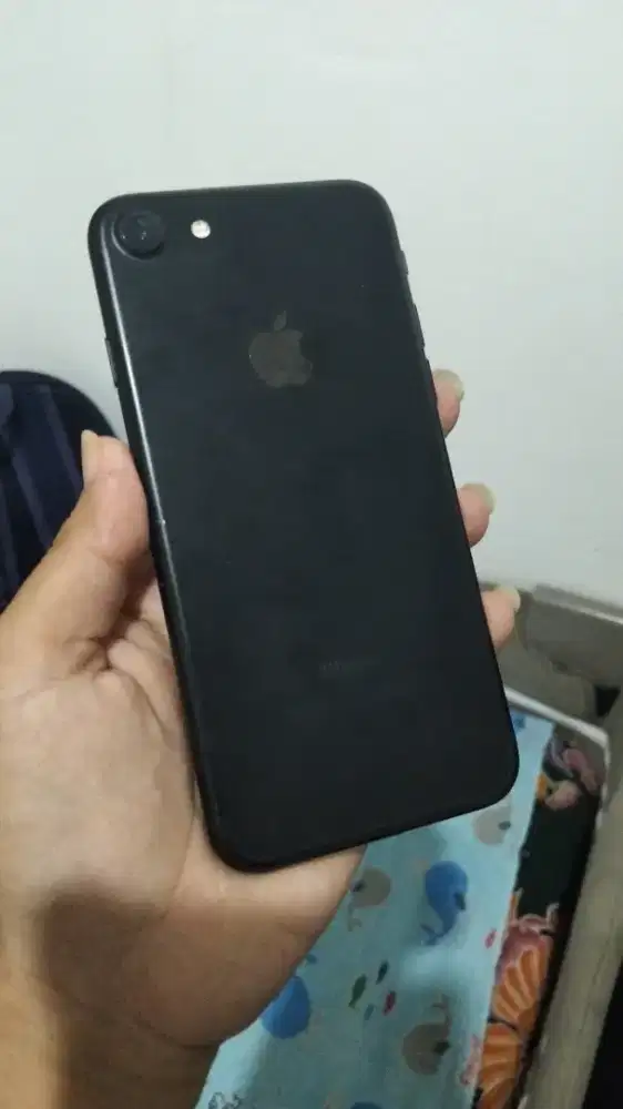 BU iPhone 7 32Gb Fullset