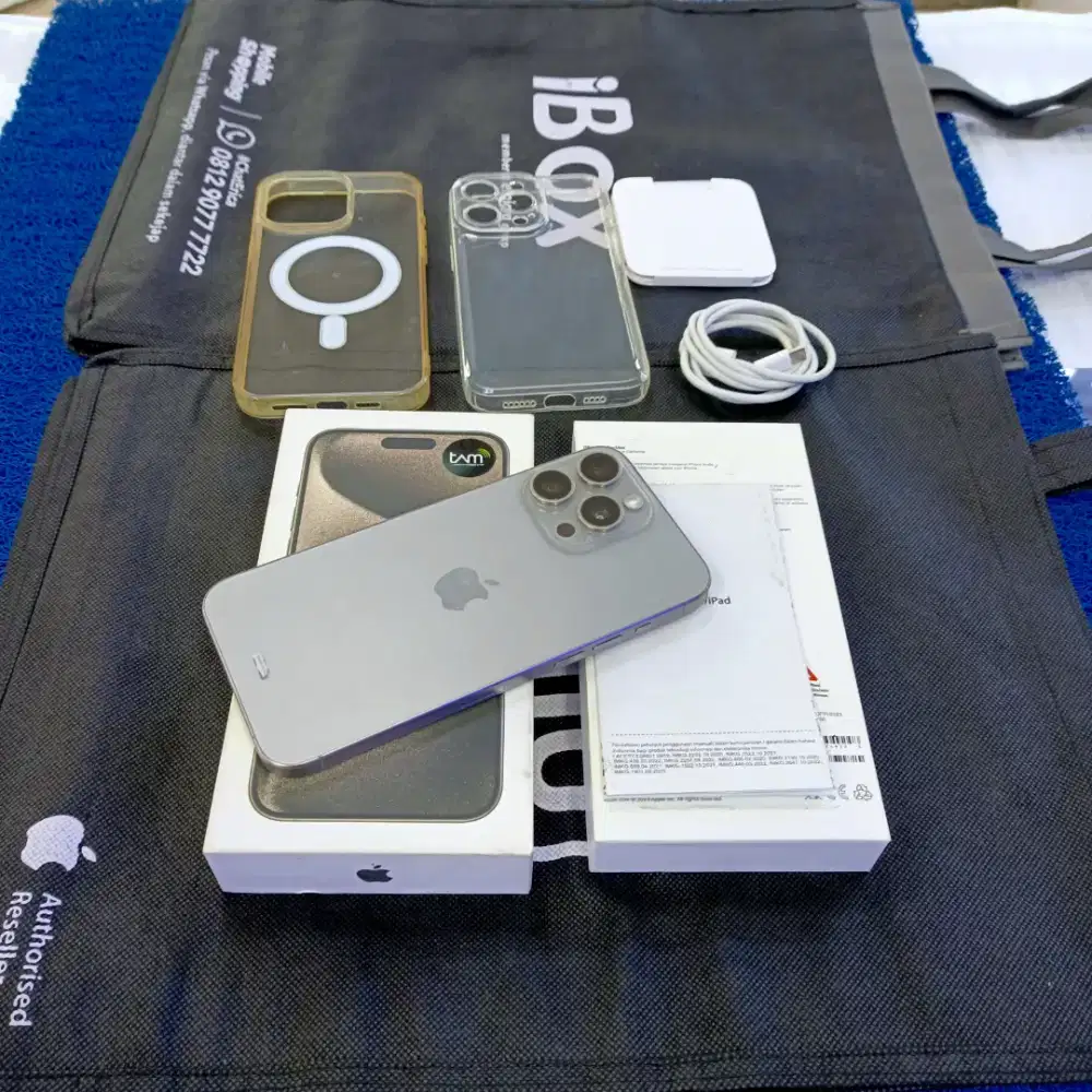 Iphone 15 Pro Max 256gb Muluss terawat Ex Garansi Resmi Ibox