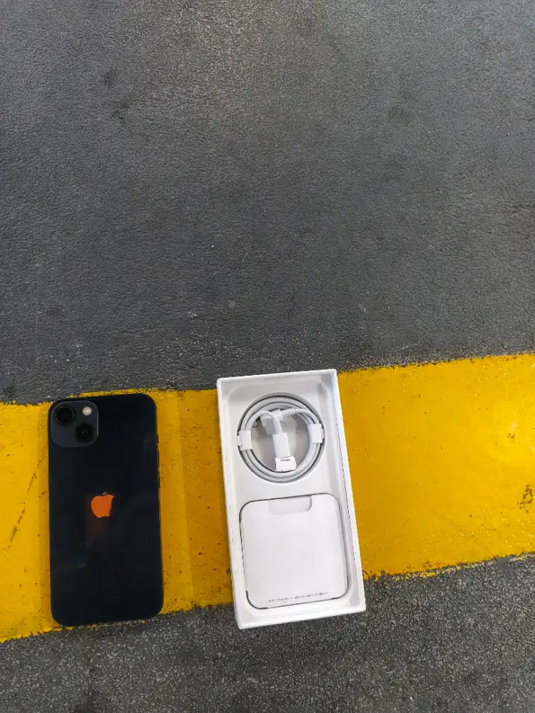 Iphone 13 128gb baru tetep tenang