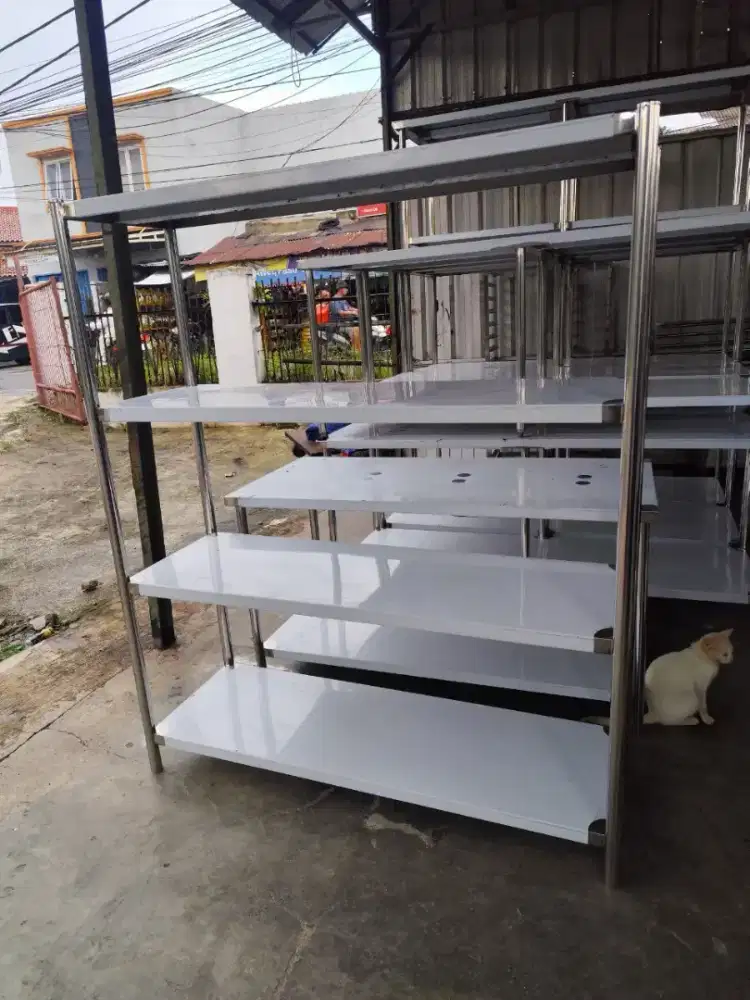 Rak plat ss 4 susun P 150
L 50
T 180
Harga Rp 3.600.000
Ready 10 unit