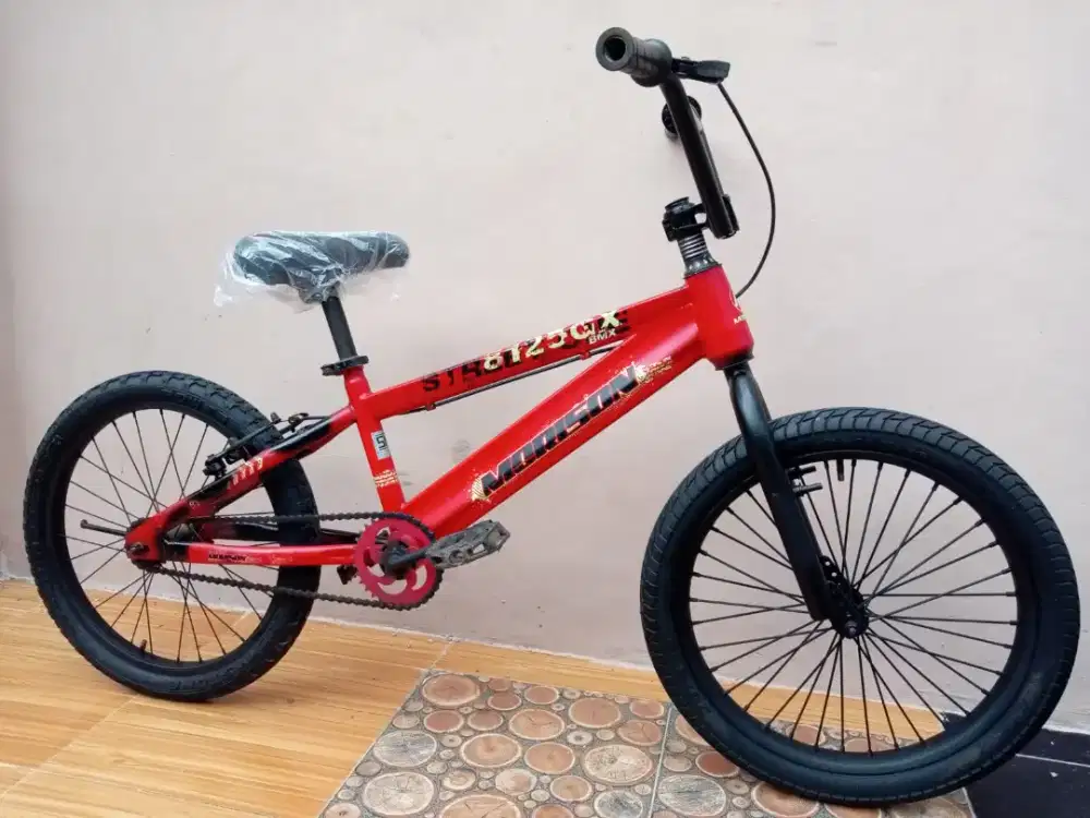 Sepeda BMX ukuran 20