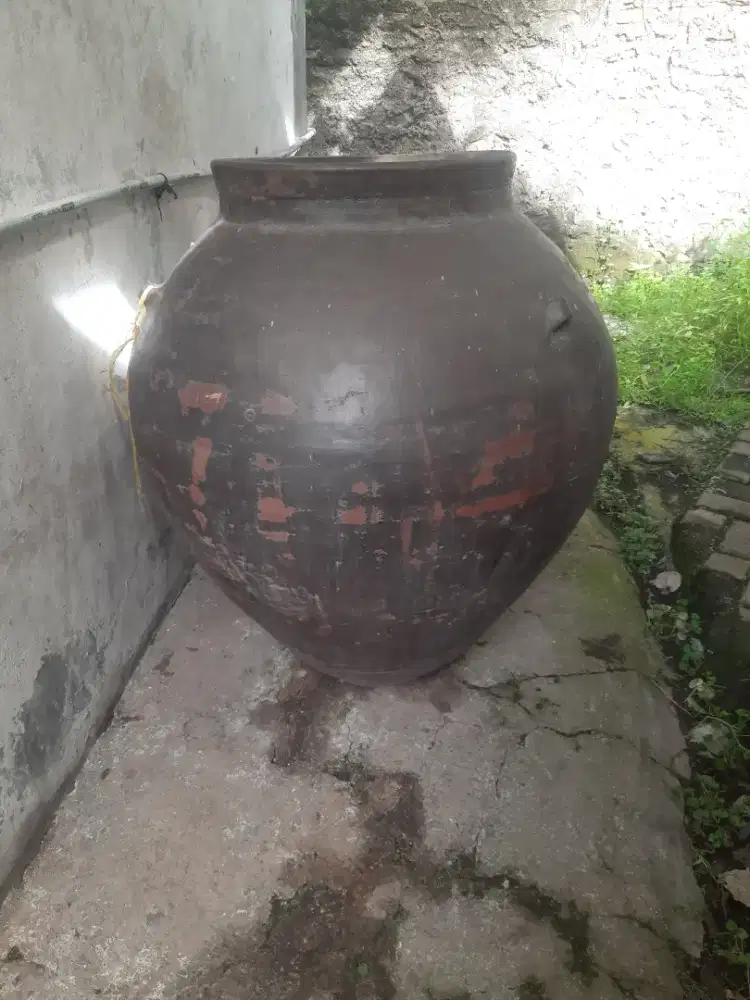 Gentong lama antil sd ratusan tahun