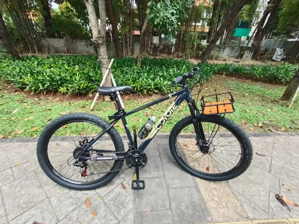 sepeda MTB coyote ukuran 27.5 second baru dipakai jalan 3 kali