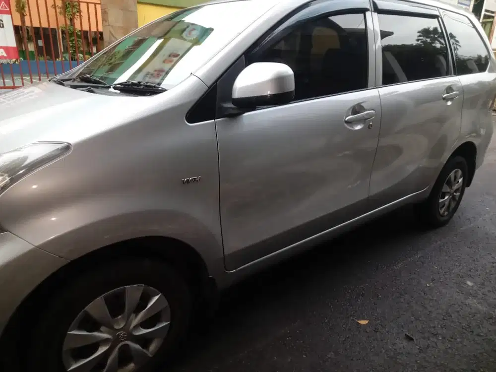 Toyota Avanza tipe E 2015 Bensin