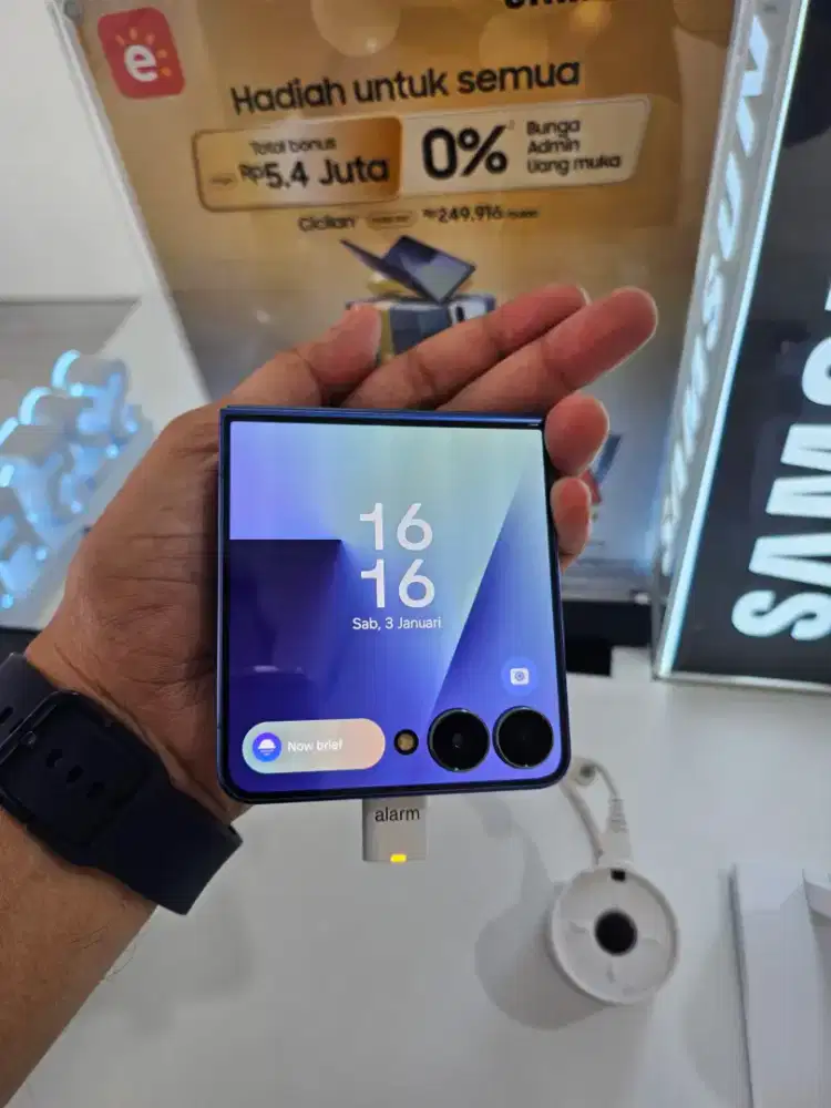 SAMSUNG GALAXYNYA PROMO AWAL TAHUN BENFIT HINGGA 5JUTAAN