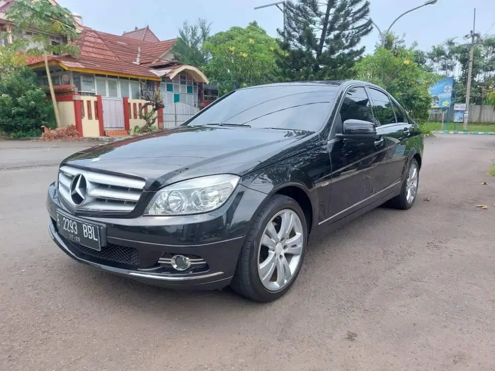 Mercy C200 CGI At 2010