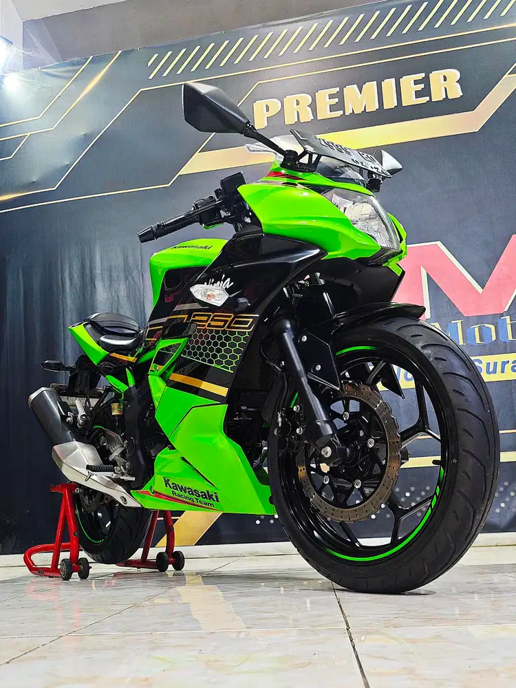 Ninja Fi250 1cilinder 2021 km.7rb KRT Limited.Anugerah motor rungkut