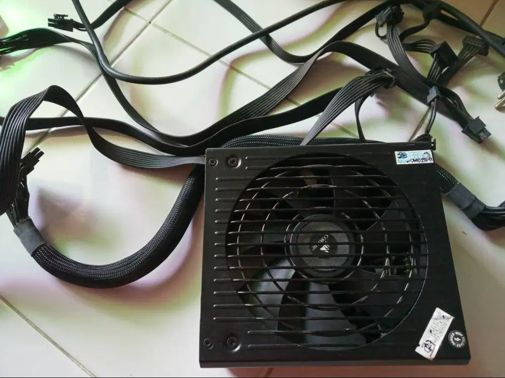 Jual PSU Corsair RM750 (PERLU RMA)