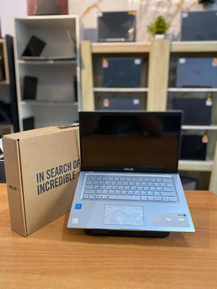 ASUS VIVOBOOK A416M FULLSET LIKE NEW 14INC FHD N4020 RAM 4GB-256GB OKE