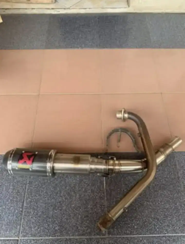 knalpot akrapovic
