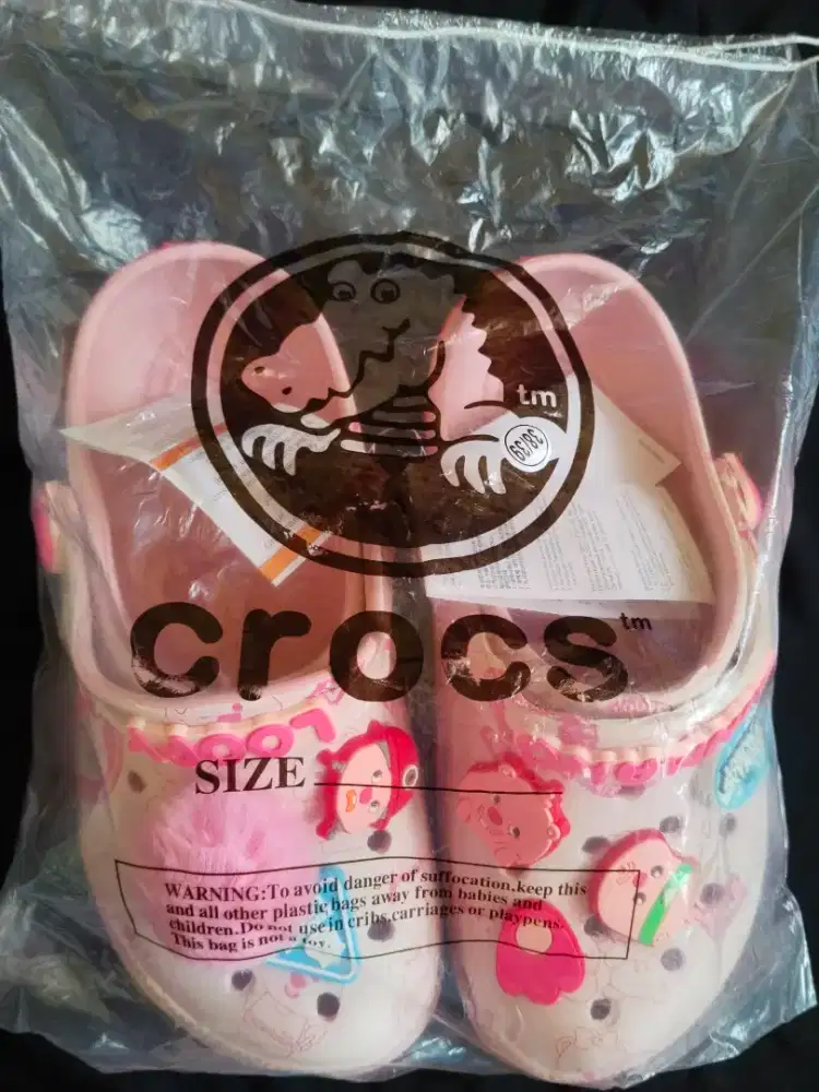 Sendal Crocs Loppy