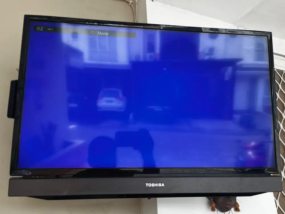 TV LED toshiba 29 inch