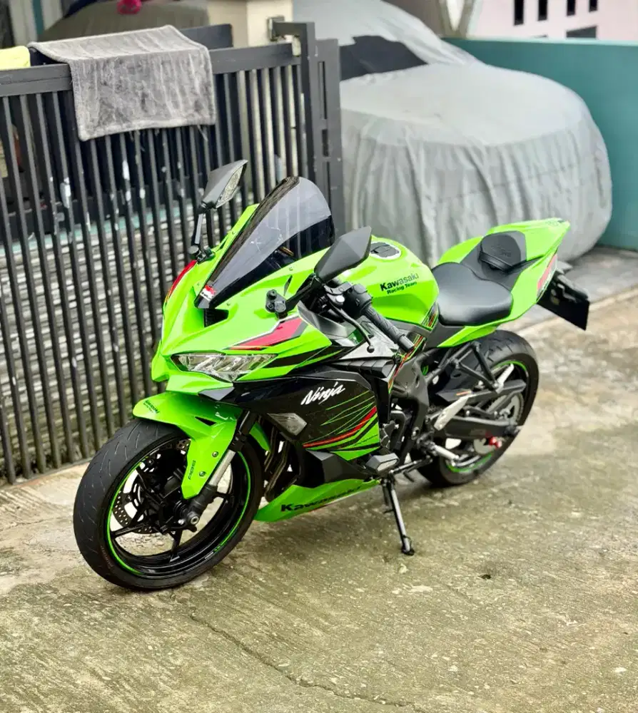 KAWASAKI ZX 25RR ABS Tipe Tertinggi