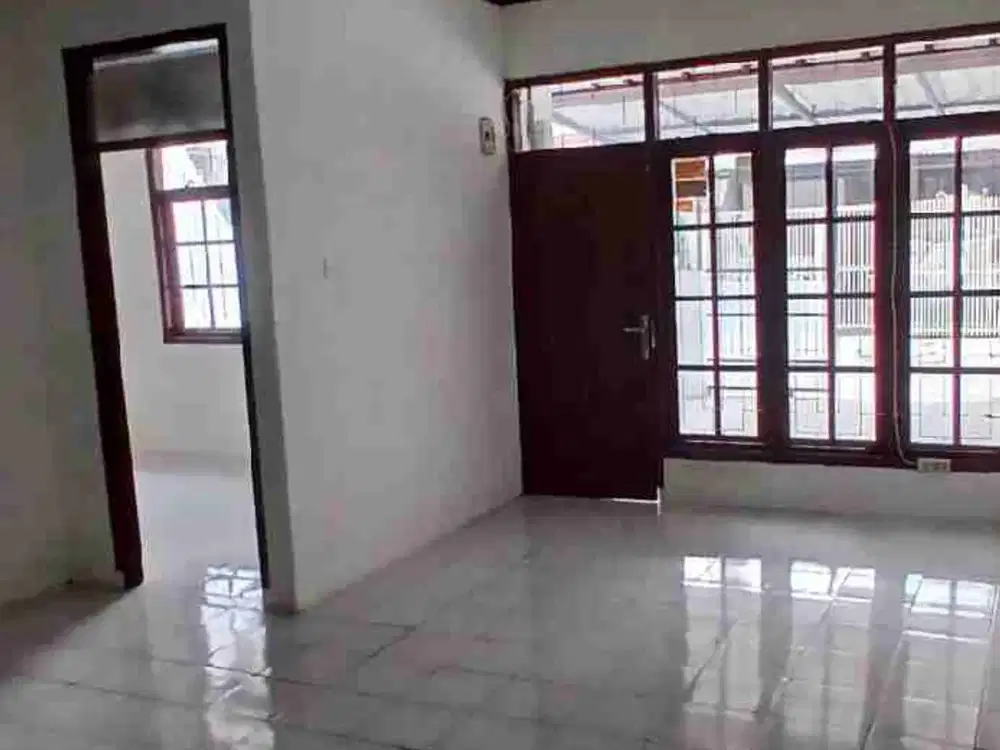 Disewakan Rumah Siap Huni di Taman Cibaduyut Indah