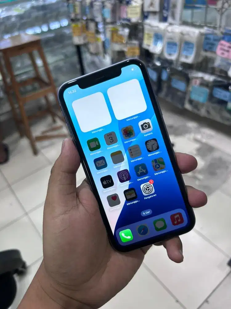 Iphone 11 64GB ex inter hp casan aja imei permanen