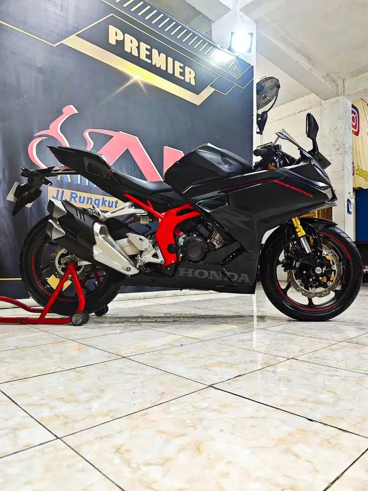 Honda New CBR 250 RR SE REG 2024 Anugerah motor rungkut josss